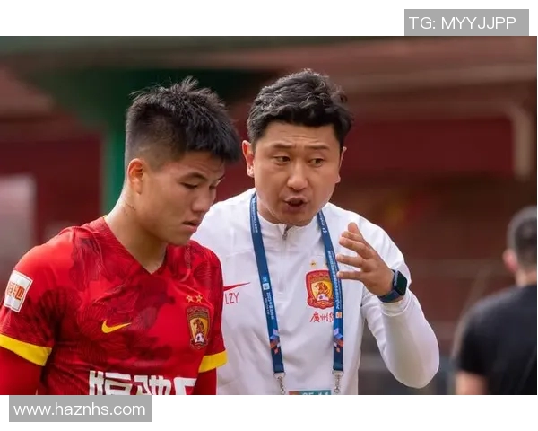 广州篮球队在选拔赛中以58分稳居积分榜首位展现强劲实力